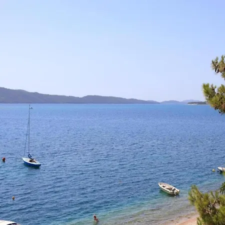 In Ibenik Near Adriatic Beaches アパート *